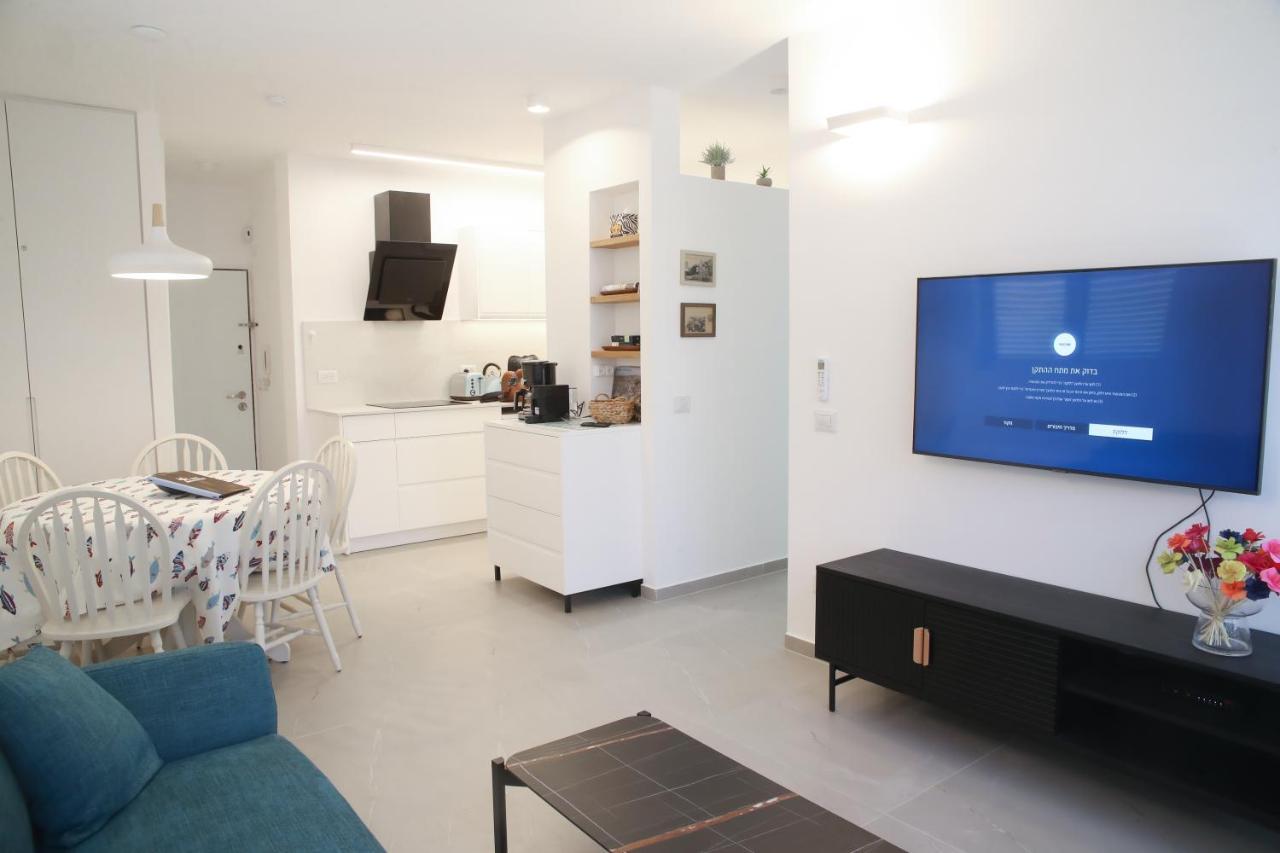 Bugrashov - Charming, Amazing & Quiet 2 Rooms Tel Aviv Exterior photo