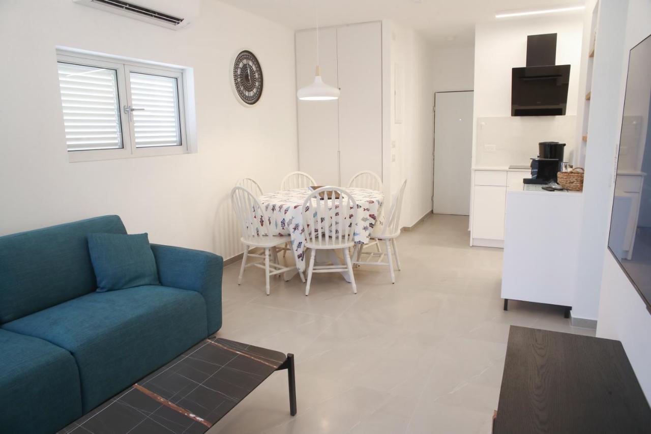 Bugrashov - Charming, Amazing & Quiet 2 Rooms Tel Aviv Exterior photo
